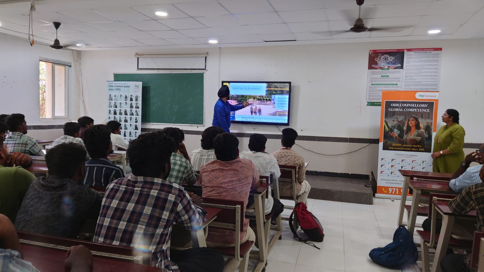 Windsor delegates meeting students